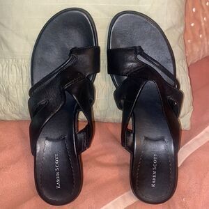 Karen Scott “Stella” Leather Sandals!